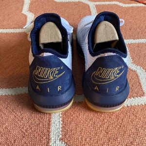 NWOT Nike Air Men’s Running Shoes
